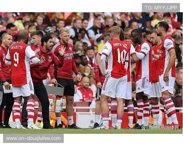 阿森纳客战曼联关键战役数据预览：枪手攻防均衡占优。